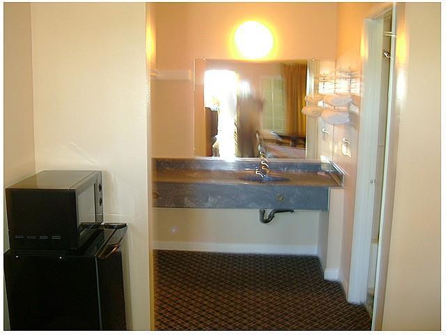 Hotel Corona Ca - Hwy 91 Δωμάτιο φωτογραφία