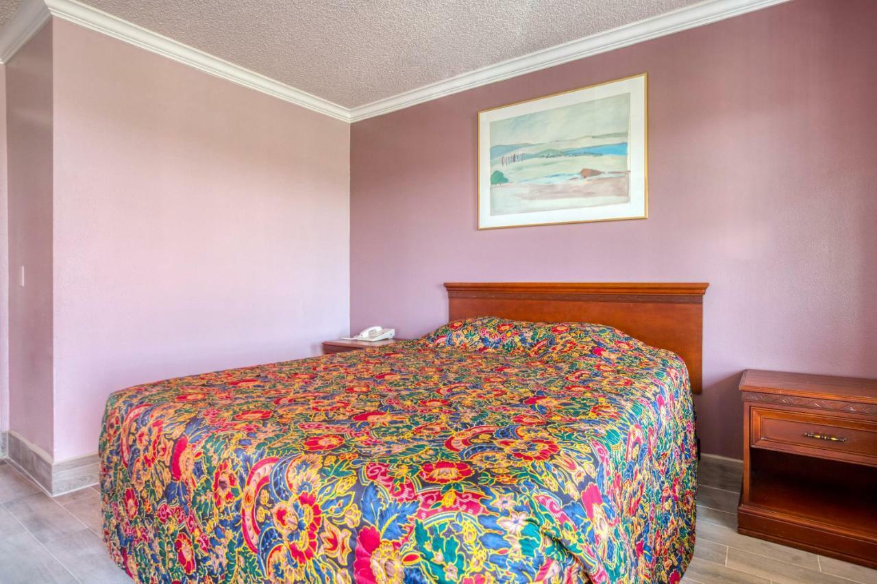 Hotel Corona Ca - Hwy 91 Εξωτερικό φωτογραφία