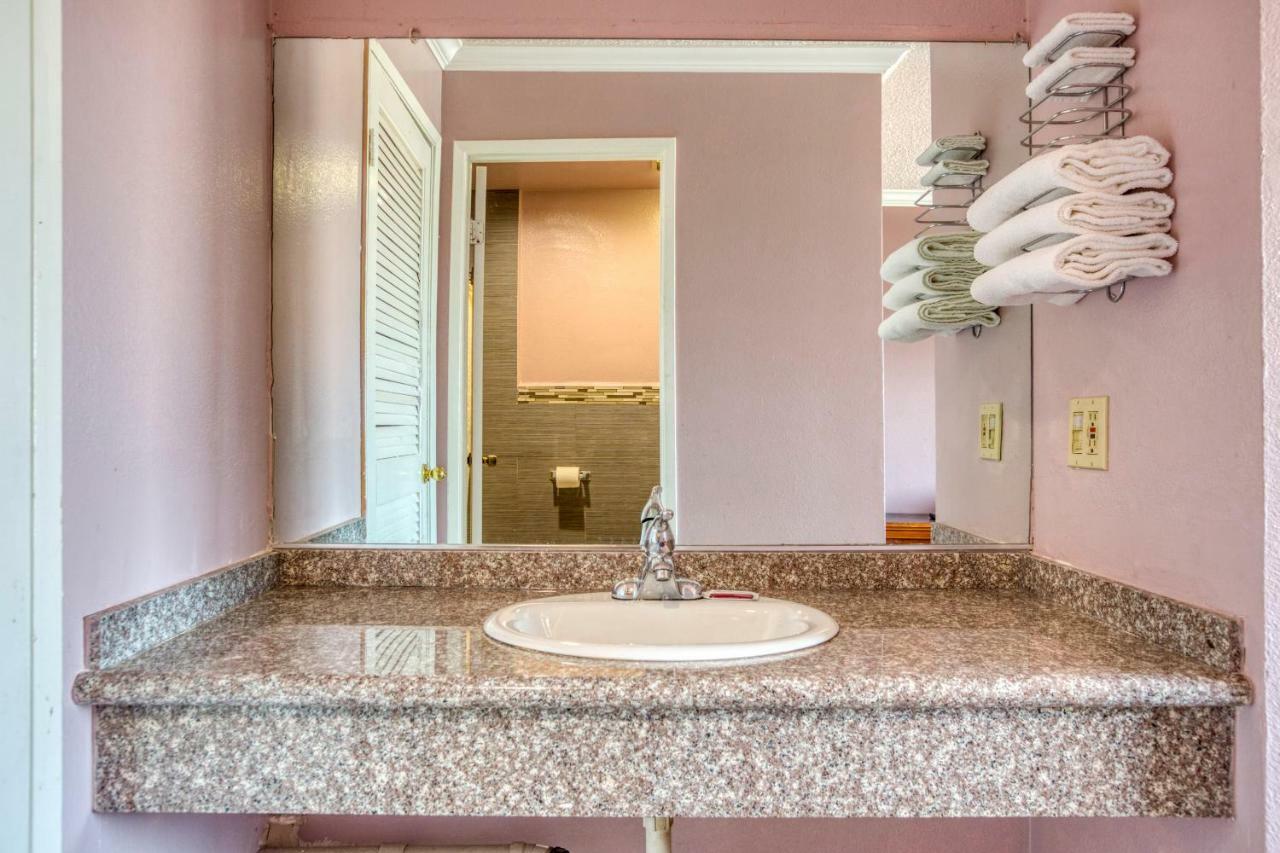 Hotel Corona Ca - Hwy 91 Εξωτερικό φωτογραφία