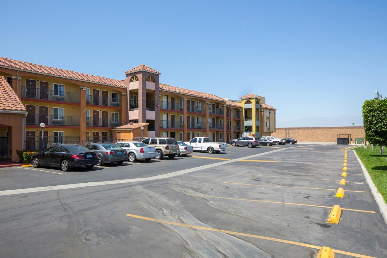 Hotel Corona Ca - Hwy 91 Εξωτερικό φωτογραφία