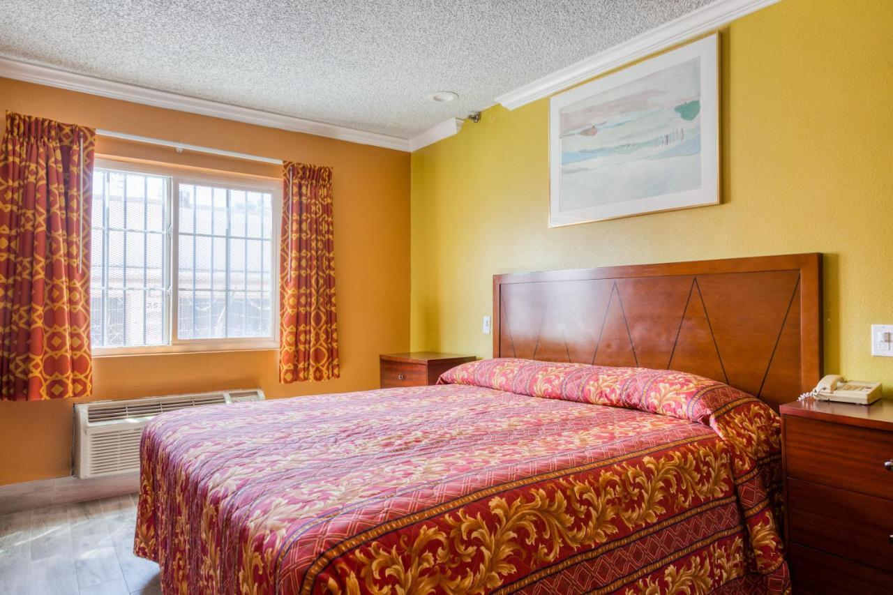 Hotel Corona Ca - Hwy 91 Εξωτερικό φωτογραφία