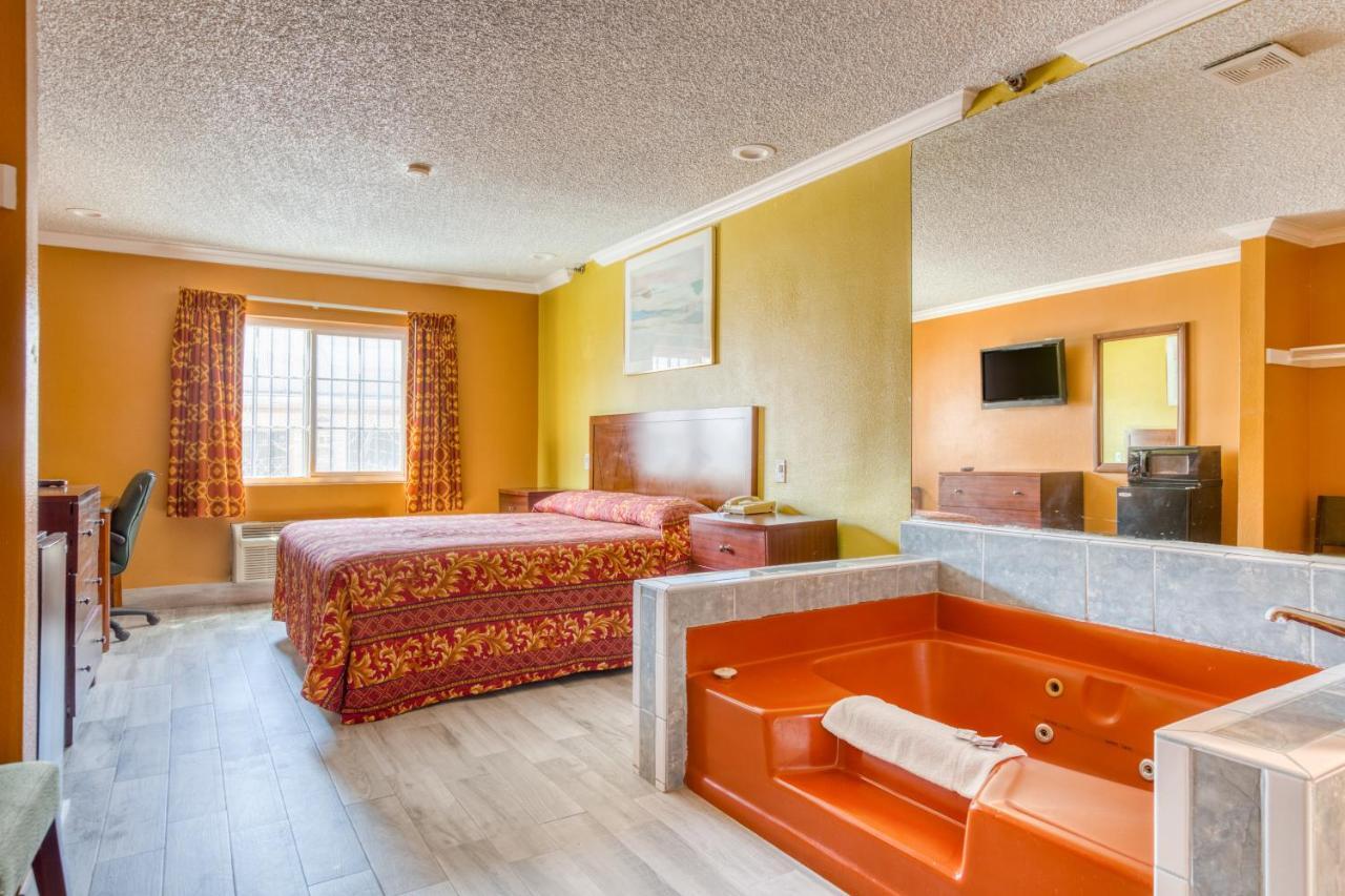 Hotel Corona Ca - Hwy 91 Εξωτερικό φωτογραφία